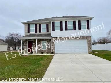 Main picture of 2709 W Kings Canyon Rd