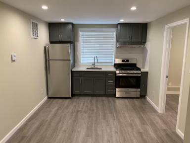 Main picture of 2400 41st Ave