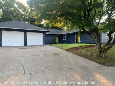 Main picture of 3313 NE View Ave