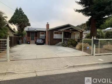 Main picture of 3951 Altamont Ave
