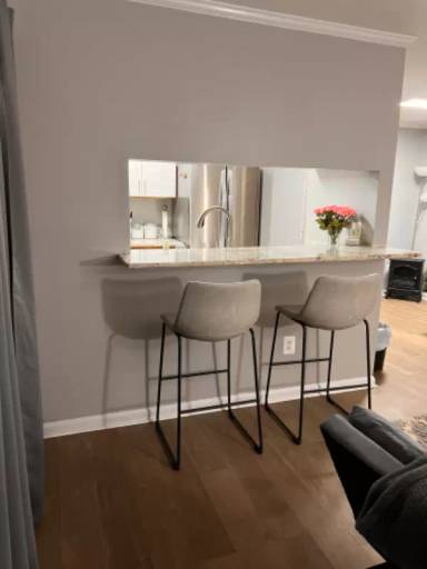 Main picture of 4 Cedar Valley Pl
