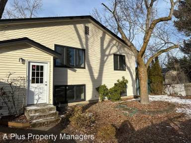 Main picture of 1221 N 11th St