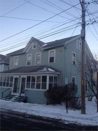 Main picture of 109 Center St