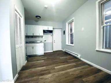 Main picture of 391 Avenue C