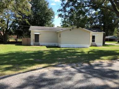 Main picture of 101 E Wacona Dr