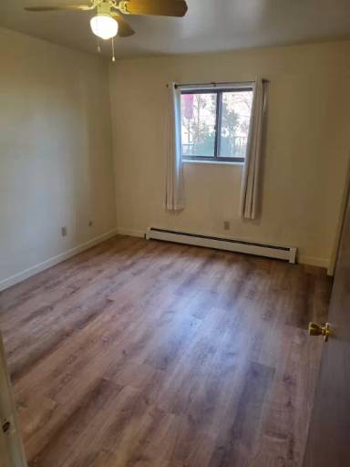 Main picture of 327 E Magnolia St