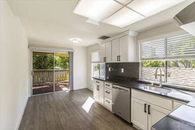 Main picture of 1028 Delna Manor Ln