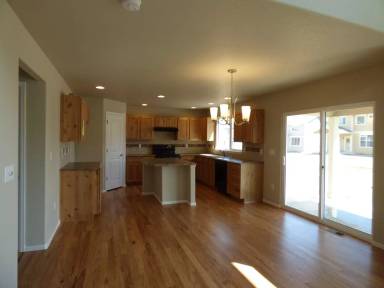 Main picture of 1529 Heirloom Dr