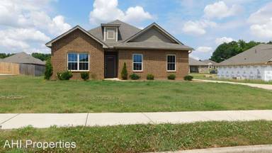 Main picture of 108 Grip Dr
