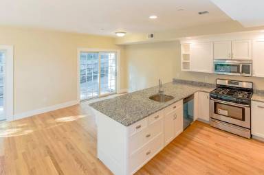 Main picture of 72-74 Oakland St. - Far Left