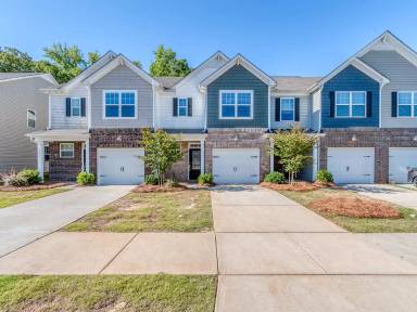 Main picture of Castle Nook Condominiums