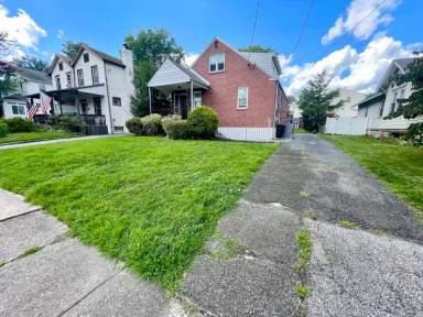Main picture of 615 W Magnolia Ave