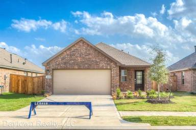 Main picture of 26019 Windy Prairie Ct