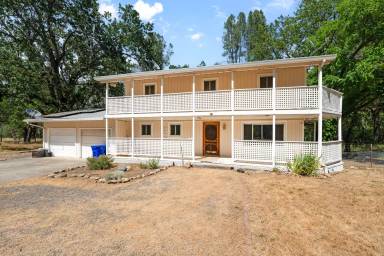 Main picture of 23548 Mirabel Rd