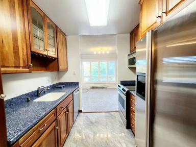 Main picture of Woodlake Condominiums