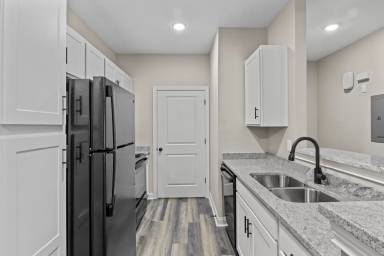 Main picture of 1004 Coachman Dr