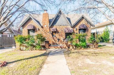 Main picture of 1804 Clover Ln