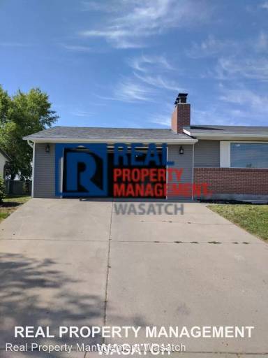 Main picture of 3813 W Brandy Buck