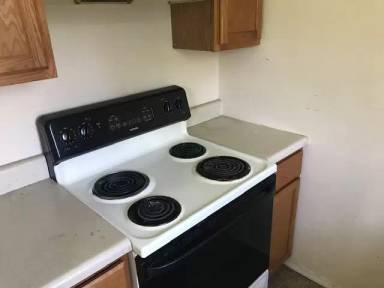 Main picture of 101 Rowe Ave