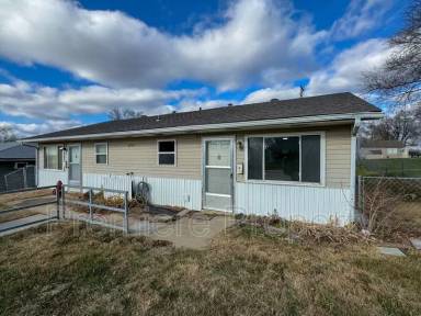 Main picture of 6206 E 155th St