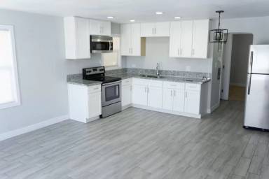 Main picture of 1430 S Casino Center Blvd