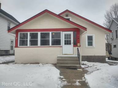Main picture of 142 10th St