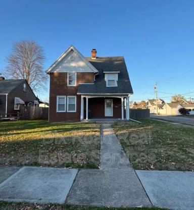 Main picture of 348 Chase Ave
