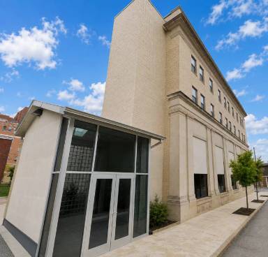 Main picture of 4761 Liberty Ave