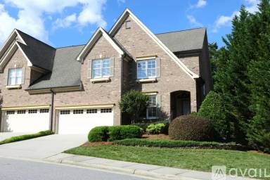 Main picture of 18 Linden Ln