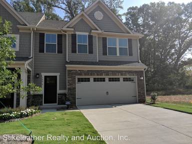 Main picture of 140 Beacon Dr