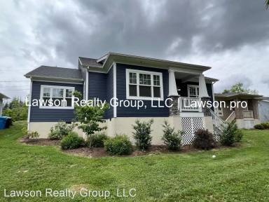 Main picture of 2329 Martin Ln SW
