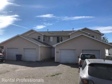 Main picture of 221 Spooner Rd