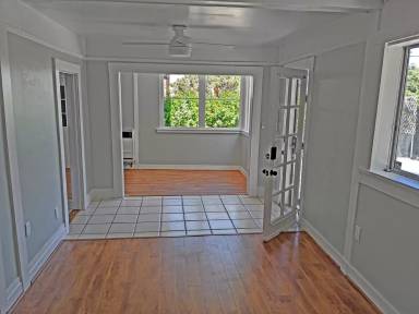 Main picture of 4125 Georgia St