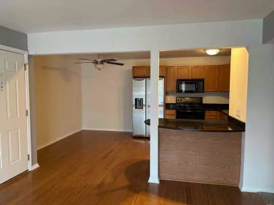 Main picture of 2440 Parmenter Blvd