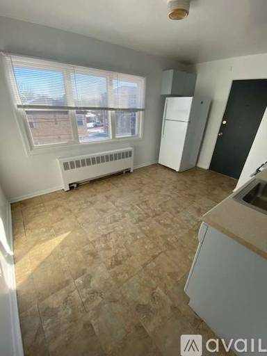 Main picture of 9027 Knox Ave
