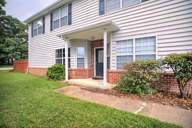 Main picture of 417 Belmont Cir