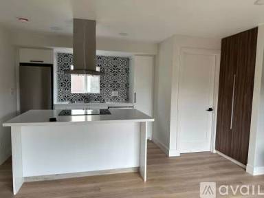 Main picture of 2214 31st St