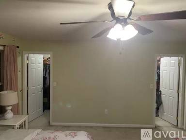 Main picture of 4150 Roth Farm Village Cir