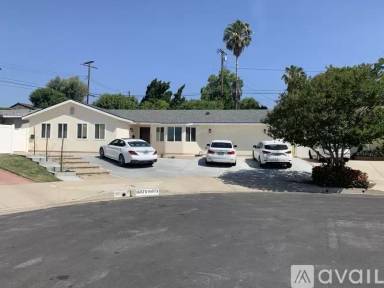 Main picture of 16875 McKeever St