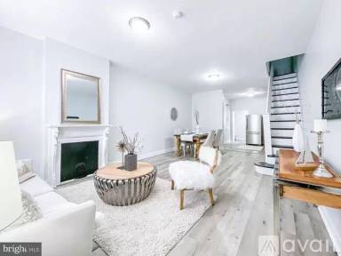 Main picture of 2556 N Bouvier St