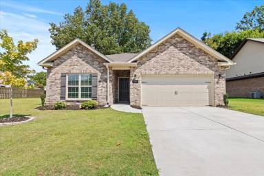 Main picture of 1795 Stampede Cir SE