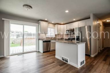 Main picture of 13616 Emiline Cir