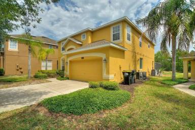 Main picture of 146 African Daisy Ct