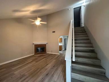 Main picture of 123 S Whetherbine Way
