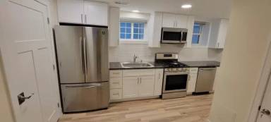 Main picture of 6119 N Wolcott Ave