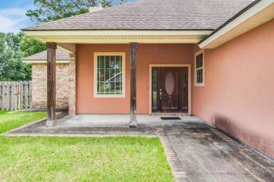 Main picture of 149A Grand Ave