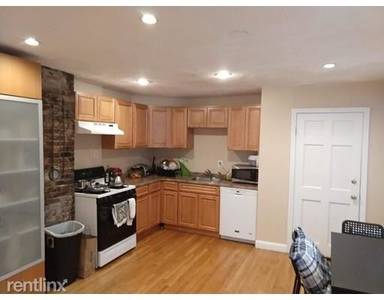 Main picture of 22 Maverick St