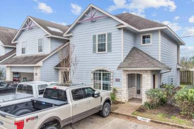 Main picture of 1201 Canyon Creek Cir