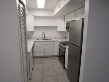 Main picture of 2412 W Campbell Ave