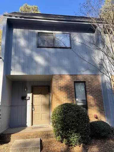 Main picture of 530 Deerwood St